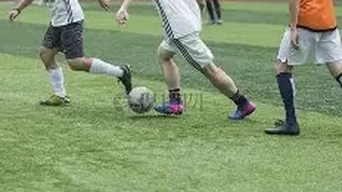 “C罗与阿拉伯王储同赴白宫盛宴，川普称拜伦为其超级粉丝”