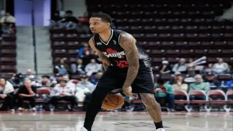 姆巴穆助力尤文2-0逆转AC米兰，小维阿共襄盛举